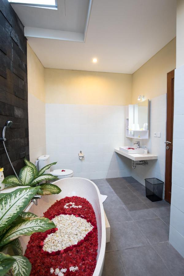 Villa Hitam Putih Legian Bali Семіньяк Екстер'єр фото